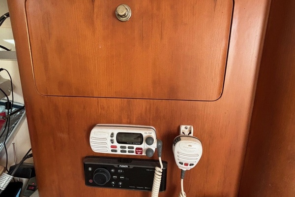 Captain s Call 38ft Intrepid Yacht For Sale