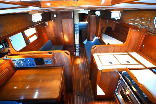 Tourmaline 37ft Tartan Yacht For Sale