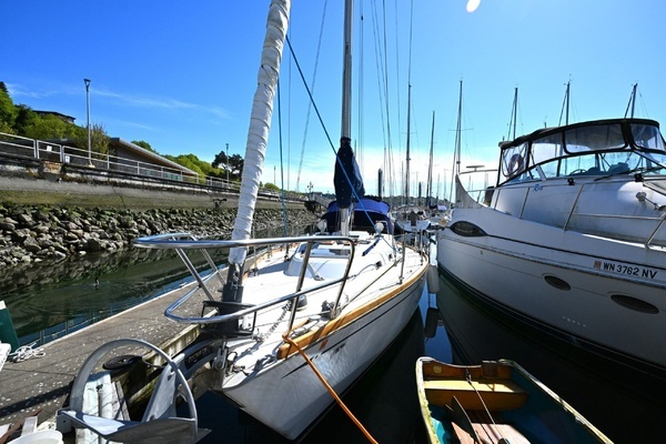 Photo of the 1980 Tartan 37 "Tourmaline"