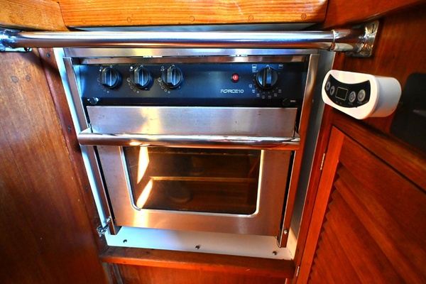 Tourmaline 37ft Tartan Yacht For Sale