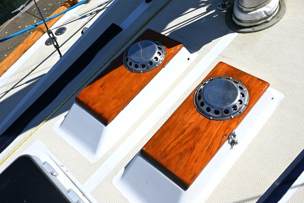 Tourmaline 37ft Tartan Yacht For Sale