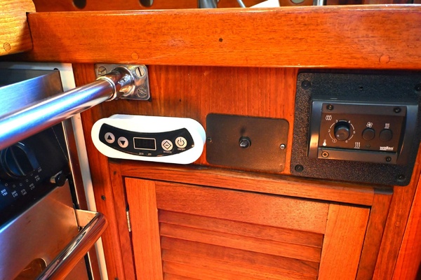 Tourmaline 37ft Tartan Yacht For Sale