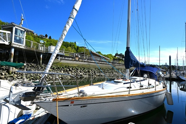 Tourmaline 37ft Tartan Yacht For Sale