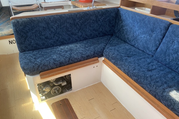 School rsquo s out 30ft Catalina Yacht For Sale