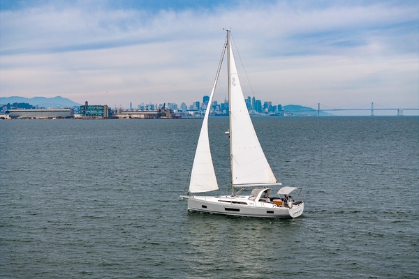 Cypress and Star II 46ft Beneteau Yacht For Sale