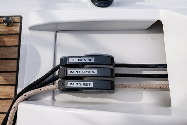 Cypress and Star II 46ft Beneteau Yacht For Sale