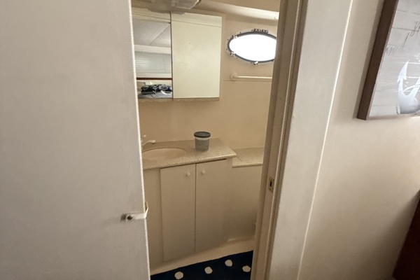 SEABK 42ft Silverton Yacht For Sale