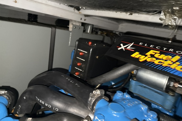 SEABK 42ft Silverton Yacht For Sale