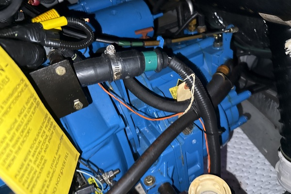 SEABK 42ft Silverton Yacht For Sale