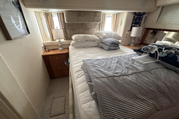 SEABK 42ft Silverton Yacht For Sale