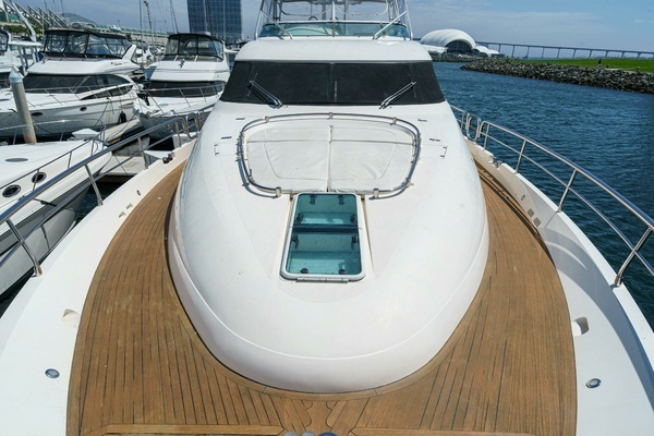 Photo of the 2005 Fairline Yachts  "COMPASS ROSE"
