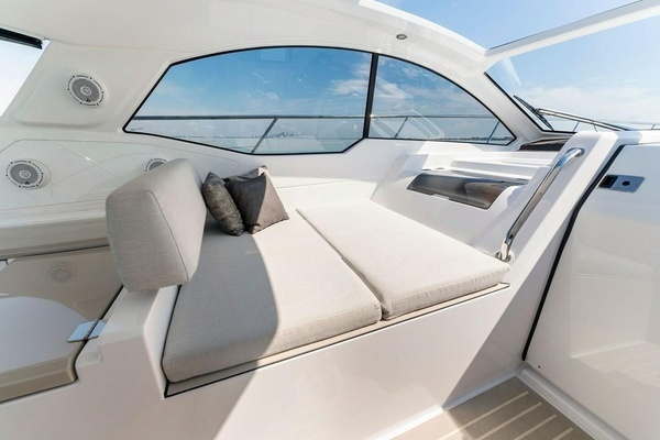 2021 Azimut 45