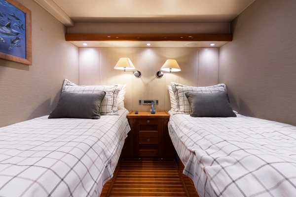 VICTORY 82ft Viking Yacht For Sale