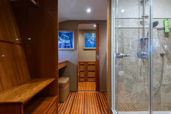 VICTORY 82ft Viking Yacht For Sale