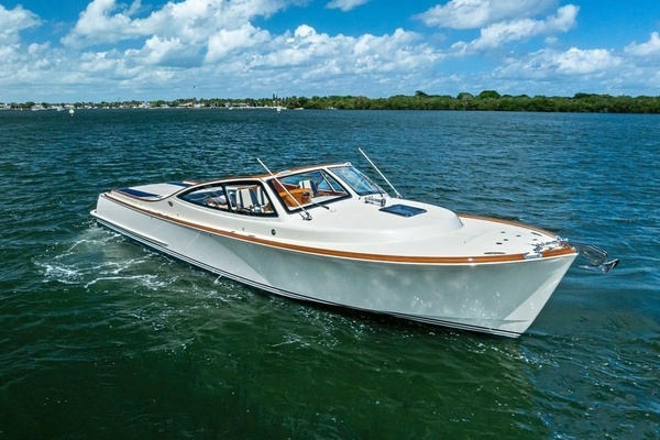 Photo of the 2008 Hinckley Talaria 38R "RASCAL"