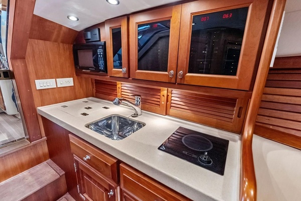 RASCAL 39ft Hinckley Yacht For Sale
