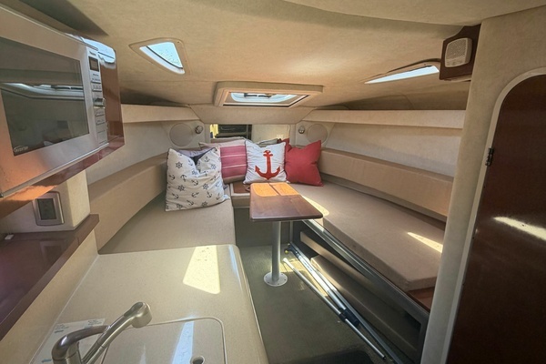 Photo of the 2013 Sea Ray Sundancer 260