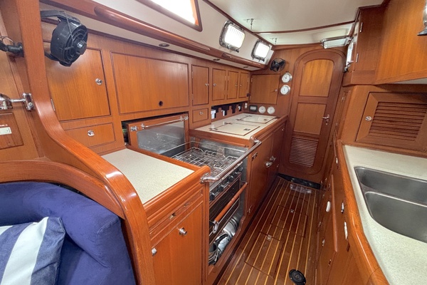 Windhorse 49ft Hylas Yacht For Sale