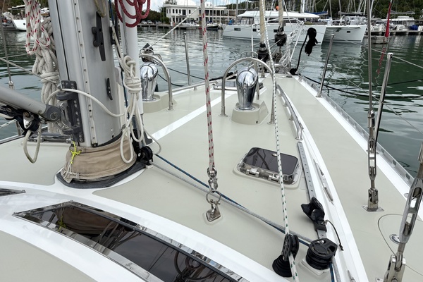 Windhorse 49ft Hylas Yacht For Sale