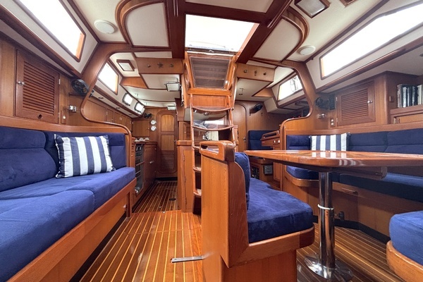 Photo of the 2003 Hylas 49 "Windhorse"