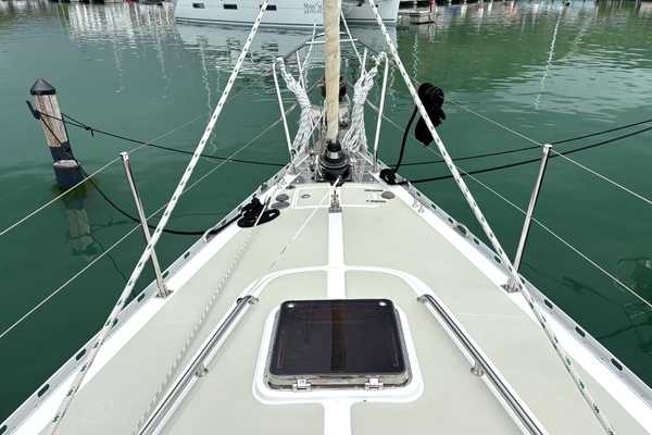 Windhorse 49ft Hylas Yacht For Sale