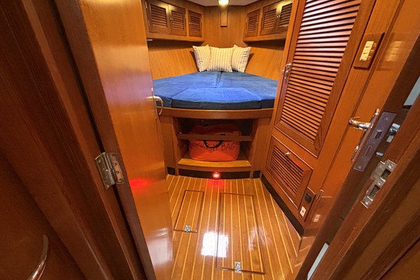 Windhorse 49ft Hylas Yacht For Sale