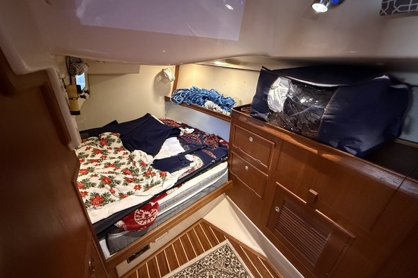 Island Packet 380 Yacht For Sale