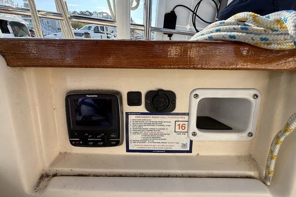 Island Packet 380 Yacht For Sale