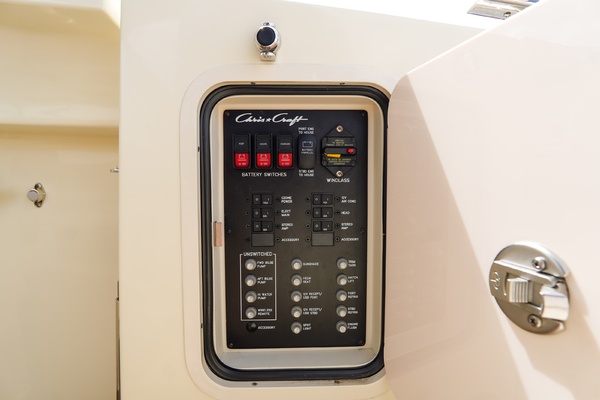 31ft Chris Craft Yacht For Sale