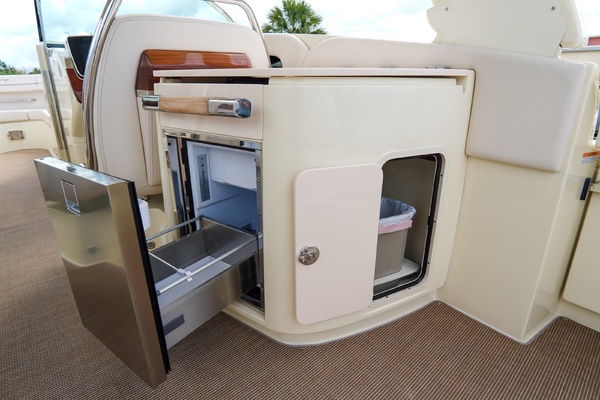 31ft Chris Craft Yacht For Sale