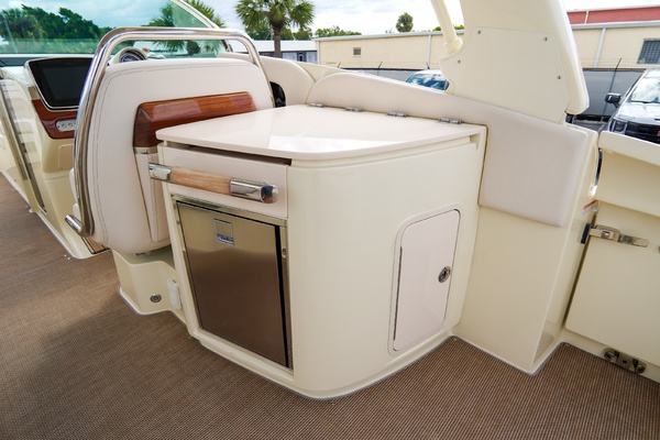 31ft Chris Craft Yacht For Sale