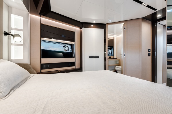 Sunset 8 80ft Azimut Yacht For Sale