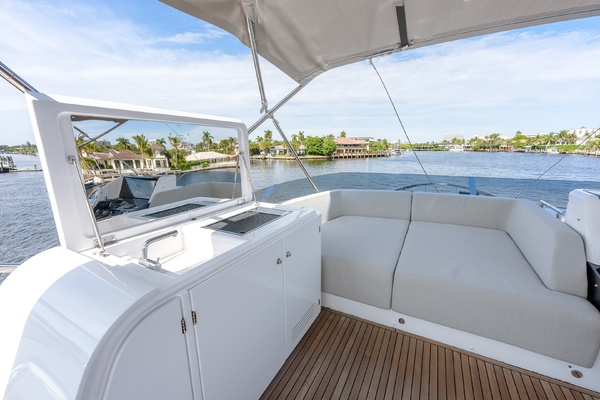 Sunset 8 80ft Azimut Yacht For Sale