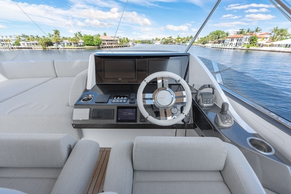 2024 Azimut 80