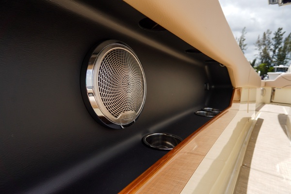 31ft Chris Craft Yacht For Sale