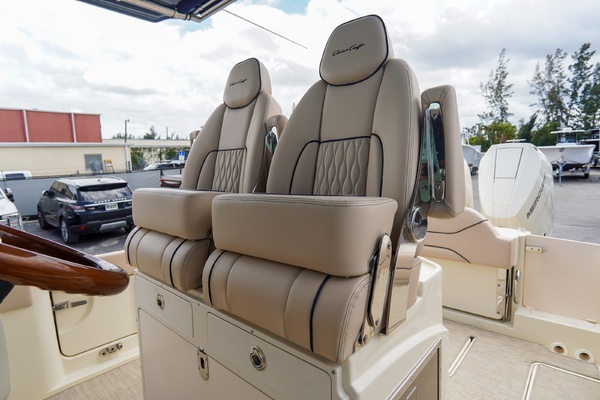 31ft Chris Craft Yacht For Sale