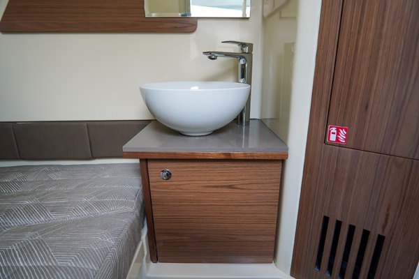 31ft Chris Craft Yacht For Sale