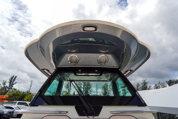 31ft Chris Craft Yacht For Sale