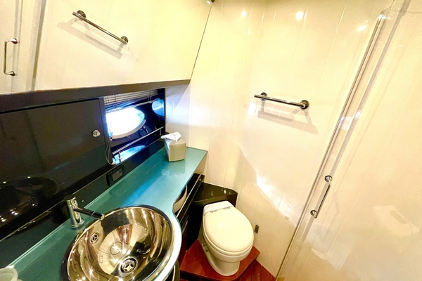 Pachanga 58ft Uniesse Yacht For Sale