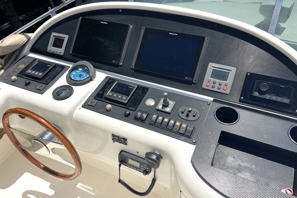 Pachanga 58ft Uniesse Yacht For Sale