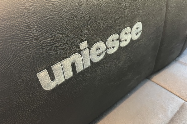 2006 Uniesse 58