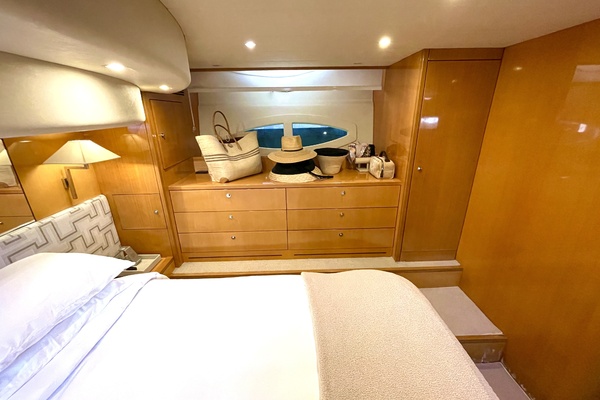 Pachanga 58ft Uniesse Yacht For Sale
