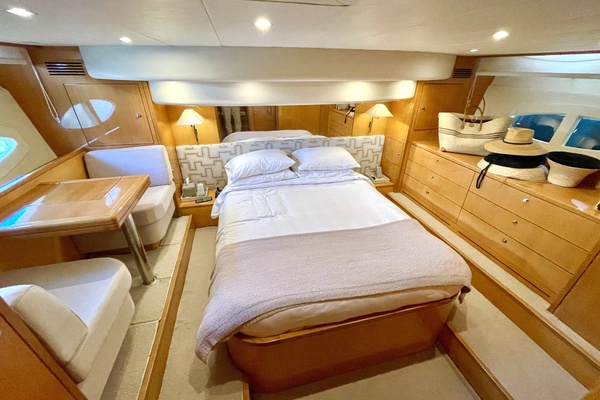 Pachanga 58ft Uniesse Yacht For Sale