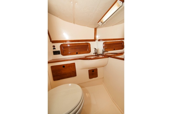 Golden Gate 29ft Hinckley Yacht For Sale