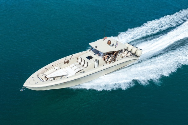 2019 Midnight Express 43