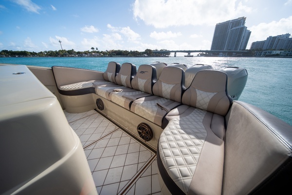 43ft Midnight Express Yacht For Sale