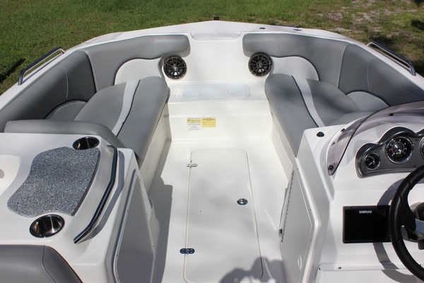 20ft NauticStar Yacht For Sale