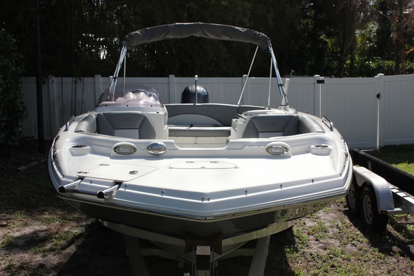 20ft NauticStar Yacht For Sale