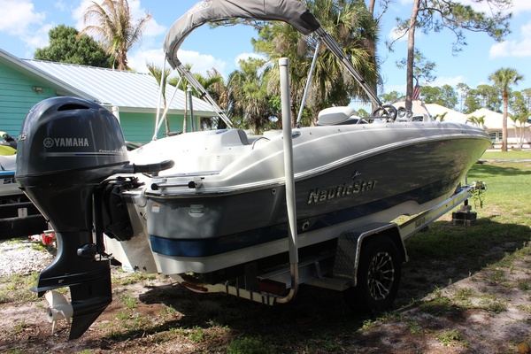 20ft NauticStar Yacht For Sale