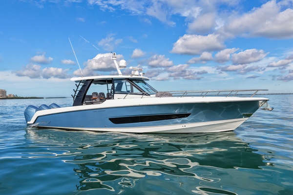 42ft Boston Whaler Yacht For Sale